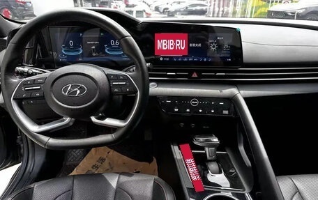 Hyundai Elantra, 2021 год, 1 275 000 рублей, 7 фотография