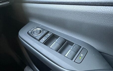 Toyota Prius IV XW50, 2024 год, 2 761 027 рублей, 10 фотография