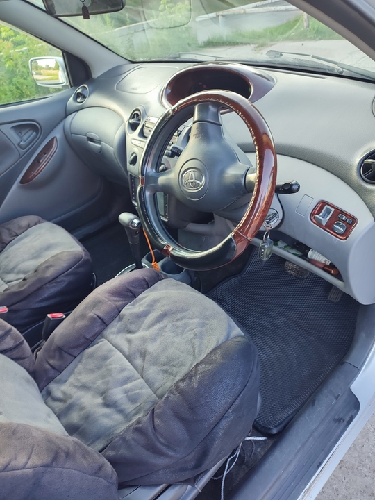 Toyota Vitz P10, 2002 год, 420 000 рублей, 4 фотография