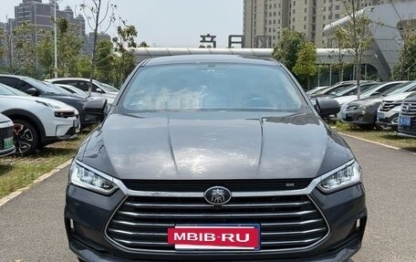 BYD Qin, 2021 год, 1 030 000 рублей, 2 фотография