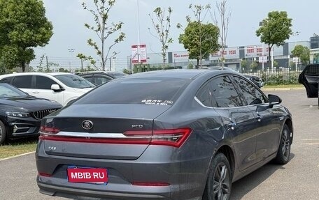 BYD Qin, 2021 год, 1 030 000 рублей, 5 фотография