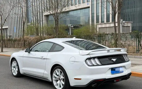 Ford Mustang VI рестайлинг, 2022 год, 4 171 111 рублей, 9 фотография