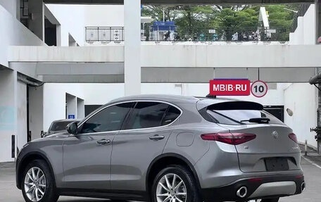 Alfa Romeo Stelvio, 2022 год, 3 025 810 рублей, 6 фотография