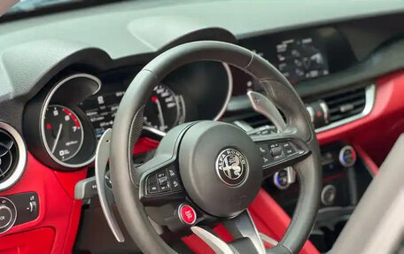 Alfa Romeo Stelvio, 2022 год, 3 025 810 рублей, 15 фотография