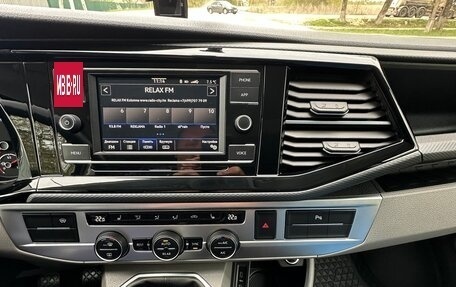 Volkswagen Caravelle T6 рестайлинг, 2021 год, 5 900 000 рублей, 16 фотография