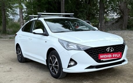Hyundai Solaris II рестайлинг, 2020 год, 1 569 000 рублей, 2 фотография