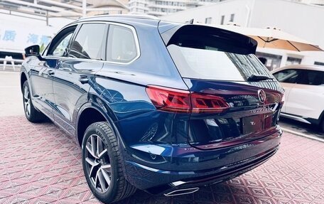 Volkswagen Touareg III, 2022 год, 5 260 000 рублей, 4 фотография