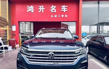 Volkswagen Touareg III, 2022 год, 5 260 000 рублей, 2 фотография