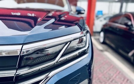Volkswagen Touareg III, 2022 год, 5 260 000 рублей, 8 фотография