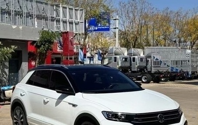 Volkswagen T-Roc I, 2022 год, 1 550 000 рублей, 1 фотография