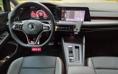 Volkswagen Golf GTI, 2022 год, 2 750 222 рублей, 10 фотография