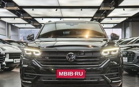 Volkswagen Touareg III, 2022 год, 6 400 000 рублей, 2 фотография