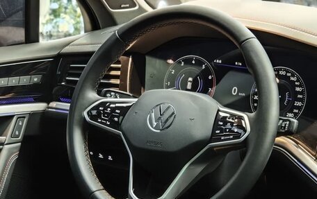 Volkswagen Touareg III, 2022 год, 6 400 000 рублей, 11 фотография