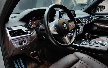 BMW 7 серия, 2020 год, 5 500 000 рублей, 17 фотография