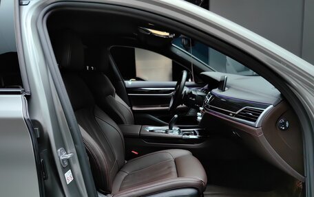 BMW 7 серия, 2020 год, 5 500 000 рублей, 28 фотография