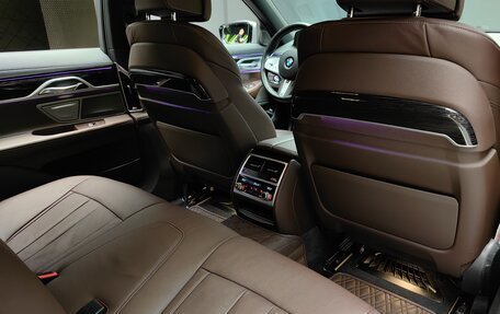 BMW 7 серия, 2020 год, 5 500 000 рублей, 23 фотография