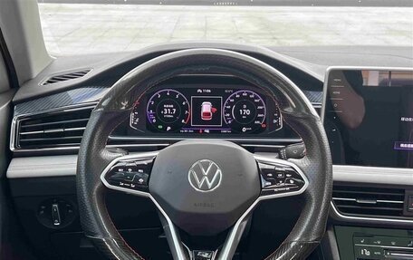 Volkswagen Tiguan II, 2022 год, 2 348 690 рублей, 13 фотография