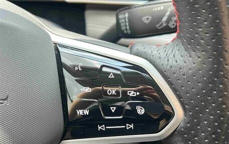 Volkswagen Tiguan II, 2022 год, 2 348 690 рублей, 16 фотография
