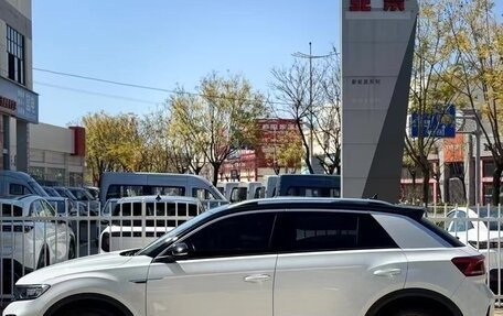 Volkswagen T-Roc I, 2022 год, 1 550 000 рублей, 7 фотография