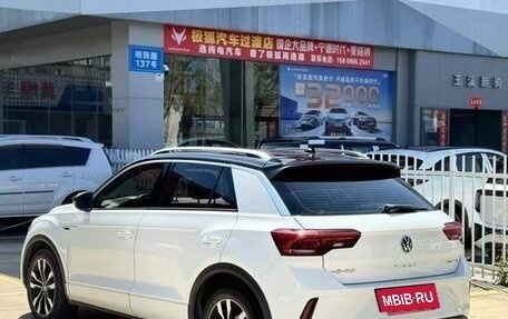 Volkswagen T-Roc I, 2022 год, 1 550 000 рублей, 4 фотография