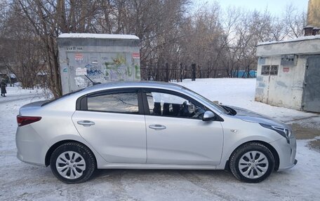 KIA Rio IV, 2021 год, 1 350 000 рублей, 4 фотография
