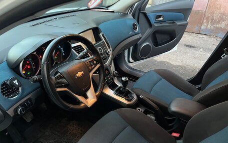 Chevrolet Cruze II, 2012 год, 615 000 рублей, 6 фотография