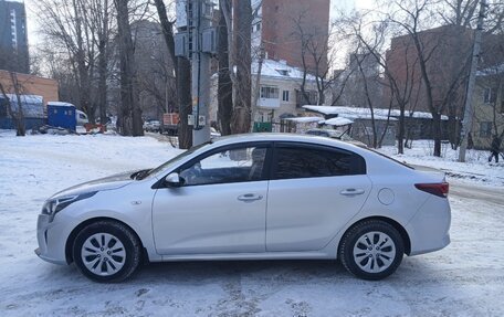 KIA Rio IV, 2021 год, 1 350 000 рублей, 2 фотография