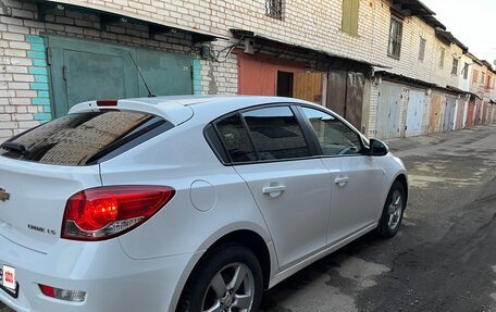 Chevrolet Cruze II, 2012 год, 615 000 рублей, 3 фотография