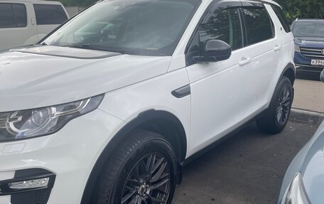 Land Rover Discovery Sport I рестайлинг, 2017 год, 2 500 000 рублей, 4 фотография