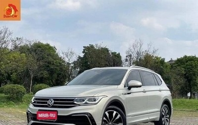Volkswagen Tiguan II, 2021 год, 2 000 000 рублей, 1 фотография