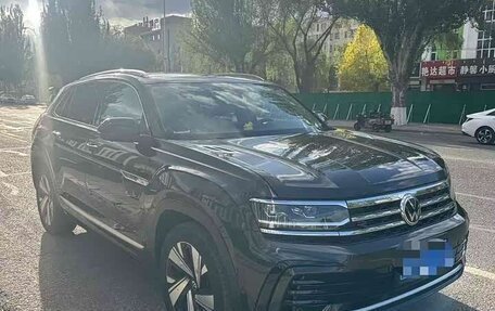 Volkswagen Teramont I, 2022 год, 3 350 000 рублей, 3 фотография