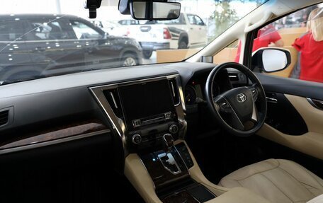 Toyota Alphard III, 2018 год, 4 300 000 рублей, 21 фотография