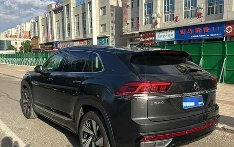 Volkswagen Teramont I, 2022 год, 3 350 000 рублей, 4 фотография