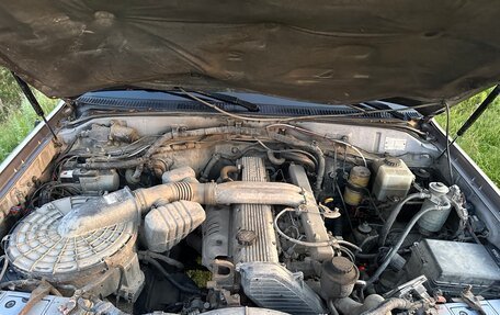 Toyota Land Cruiser 100 рестайлинг 2, 2005 год, 2 500 000 рублей, 22 фотография