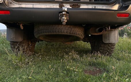 Toyota Land Cruiser 100 рестайлинг 2, 2005 год, 2 500 000 рублей, 12 фотография