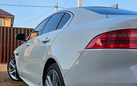 Jaguar XE I рестайлинг, 2019 год, 3 050 000 рублей, 5 фотография