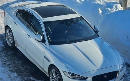 Jaguar XE I рестайлинг, 2019 год, 3 050 000 рублей, 8 фотография