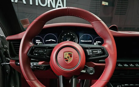 Porsche 911, 2022 год, 12 608 000 рублей, 11 фотография