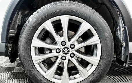 Toyota RAV4, 2018 год, 2 940 000 рублей, 18 фотография
