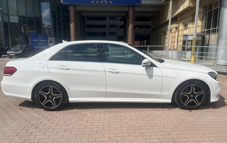 Mercedes-Benz E-Класс, 2014 год, 2 700 000 рублей, 3 фотография