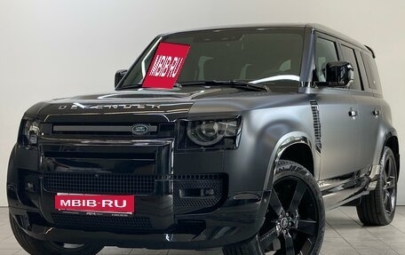 Land Rover Defender II, 2023 год, 20 800 000 рублей, 2 фотография