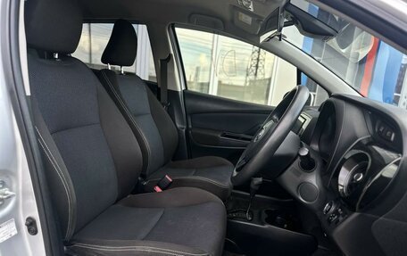Toyota Vitz, 2018 год, 1 099 000 рублей, 10 фотография
