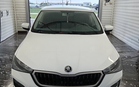 Skoda Rapid II, 2021 год, 1 370 000 рублей, 2 фотография