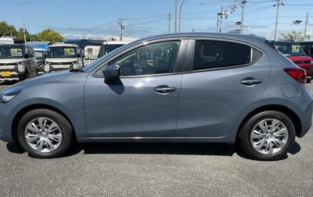 Mazda 2 III, 2022 год, 995 000 рублей, 3 фотография