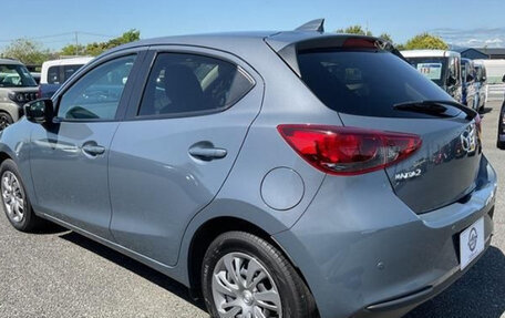 Mazda 2 III, 2022 год, 995 000 рублей, 5 фотография