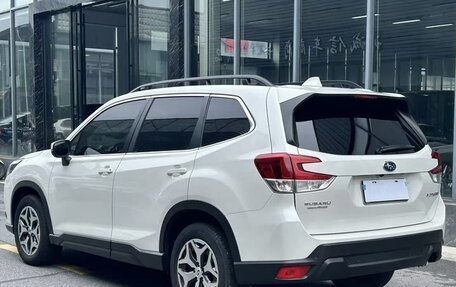 Subaru Forester, 2022 год, 2 100 000 рублей, 6 фотография