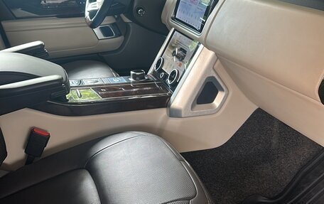 Land Rover Range Rover IV рестайлинг, 2018 год, 7 000 000 рублей, 3 фотография