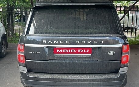 Land Rover Range Rover IV рестайлинг, 2018 год, 7 000 000 рублей, 2 фотография