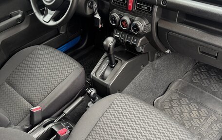 Suzuki Jimny, 2019 год, 2 780 000 рублей, 21 фотография