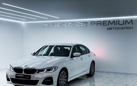 BMW 3 серия, 2021 год, 4 300 000 рублей, 3 фотография